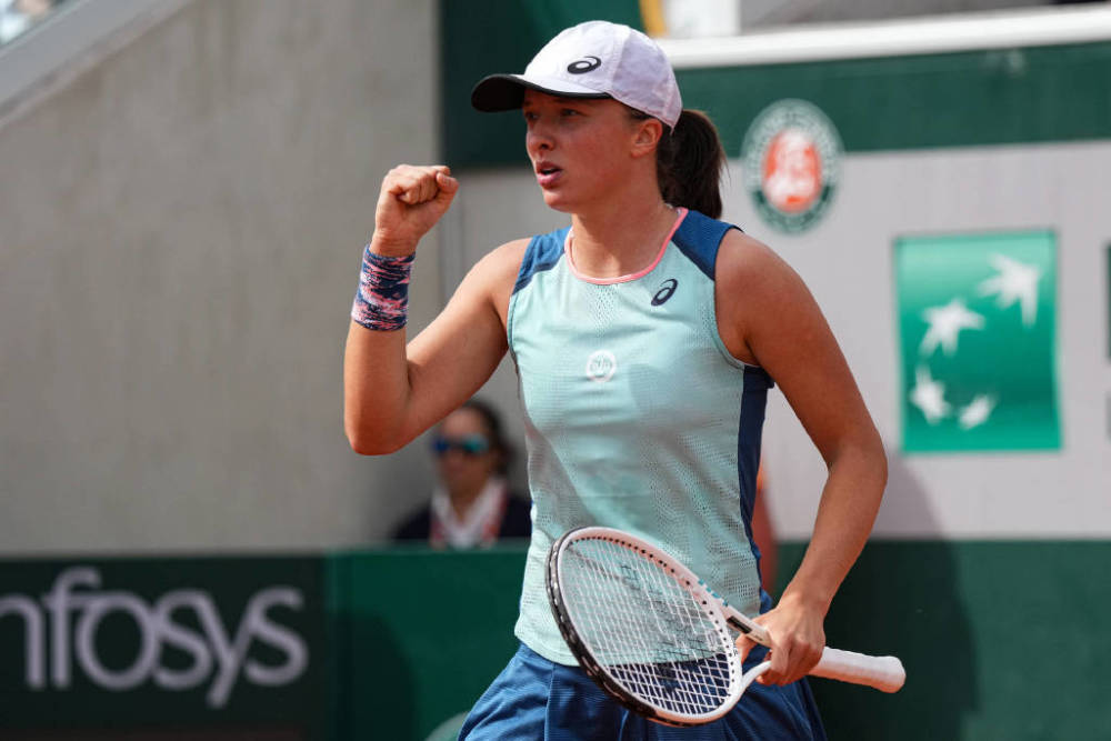  斯维亚泰克连胜纪录延续，罗兰加洛斯展风采