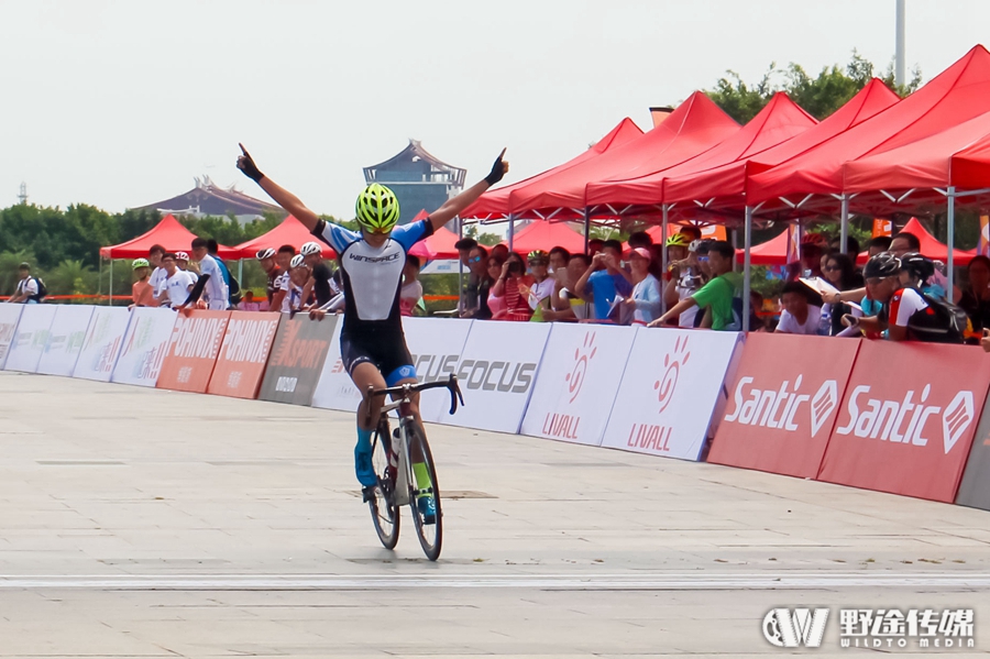  科里亚红土称雄，布宜诺斯艾利斯站本土夺冠