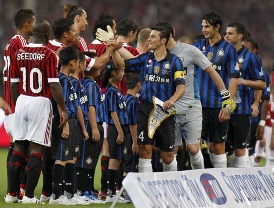  国际米兰德比战惊险逆转取胜