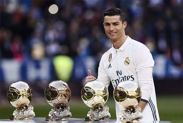  新生代球星横空出世，足坛未来值得期待